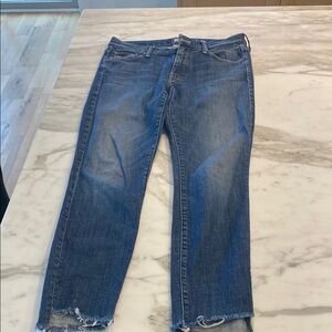 Mother the looker ankle step fray Ankle Cropped Jeans with Distressed Hem